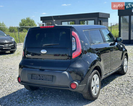 Черный Киа Soul, объемом двигателя 1.6 л и пробегом 159 тыс. км за 7499 $, фото 6 на Automoto.ua
