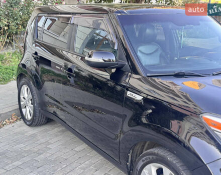 Черный Киа Soul, объемом двигателя 2 л и пробегом 190 тыс. км за 9700 $, фото 16 на Automoto.ua