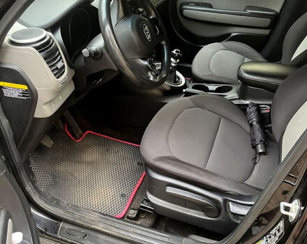 Черный Киа Soul, объемом двигателя 1.6 л и пробегом 125 тыс. км за 7300 $, фото 5 на Automoto.ua