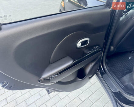 Черный Киа Soul, объемом двигателя 2 л и пробегом 190 тыс. км за 9700 $, фото 56 на Automoto.ua