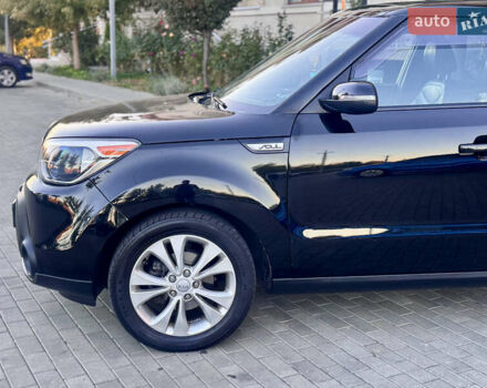 Черный Киа Soul, объемом двигателя 2 л и пробегом 190 тыс. км за 9700 $, фото 13 на Automoto.ua