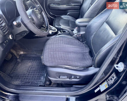 Черный Киа Soul, объемом двигателя 2 л и пробегом 190 тыс. км за 9700 $, фото 41 на Automoto.ua