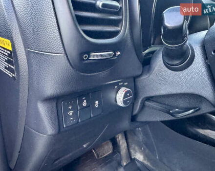 Черный Киа Soul, объемом двигателя 2 л и пробегом 190 тыс. км за 9700 $, фото 51 на Automoto.ua