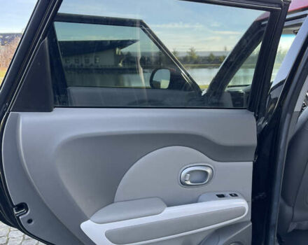 Чорний Кіа Soul, об'ємом двигуна 0 л та пробігом 113 тис. км за 9850 $, фото 22 на Automoto.ua