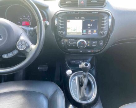 Черный Киа Soul, объемом двигателя 2 л и пробегом 80 тыс. км за 6200 $, фото 6 на Automoto.ua