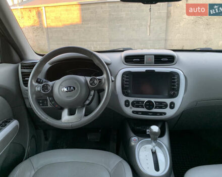Черный Киа Soul, объемом двигателя 0 л и пробегом 169 тыс. км за 7500 $, фото 18 на Automoto.ua