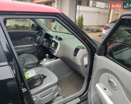 Чорний Кіа Soul, об'ємом двигуна 0 л та пробігом 104 тис. км за 9900 $, фото 3 на Automoto.ua