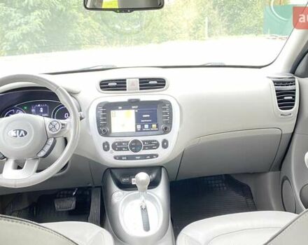 Черный Киа Soul, объемом двигателя 0 л и пробегом 82 тыс. км за 7499 $, фото 12 на Automoto.ua