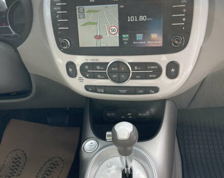 Черный Киа Soul, объемом двигателя 0 л и пробегом 125 тыс. км за 10900 $, фото 9 на Automoto.ua