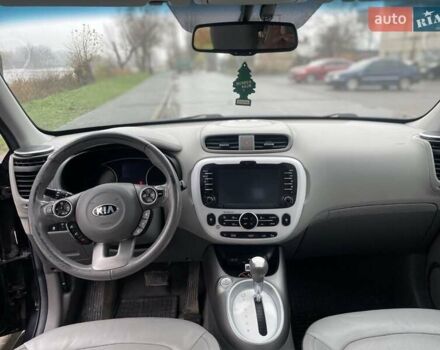 Черный Киа Soul, объемом двигателя 0 л и пробегом 149 тыс. км за 5800 $, фото 20 на Automoto.ua