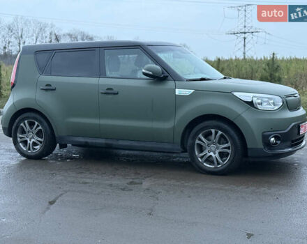 Черный Киа Soul, объемом двигателя 0 л и пробегом 98 тыс. км за 7000 $, фото 13 на Automoto.ua