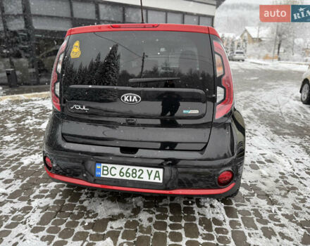 Чорний Кіа Soul, об'ємом двигуна 0 л та пробігом 159 тис. км за 8300 $, фото 7 на Automoto.ua