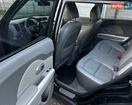 Черный Киа Soul, объемом двигателя 0 л и пробегом 97 тыс. км за 5400 $, фото 8 на Automoto.ua