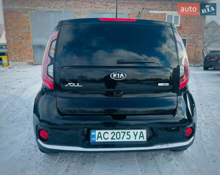 Чорний Кіа Soul, об'ємом двигуна 0 л та пробігом 79 тис. км за 8690 $, фото 10 на Automoto.ua