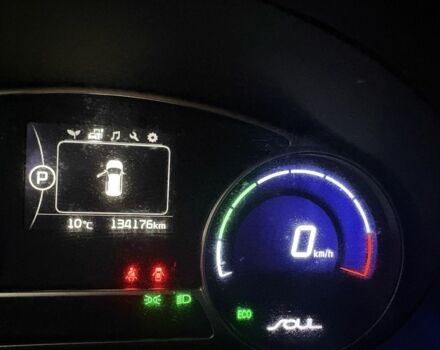 Черный Киа Soul, объемом двигателя 0 л и пробегом 134 тыс. км за 5600 $, фото 20 на Automoto.ua