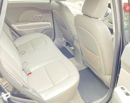 Черный Киа Soul, объемом двигателя 0 л и пробегом 82 тыс. км за 7499 $, фото 21 на Automoto.ua