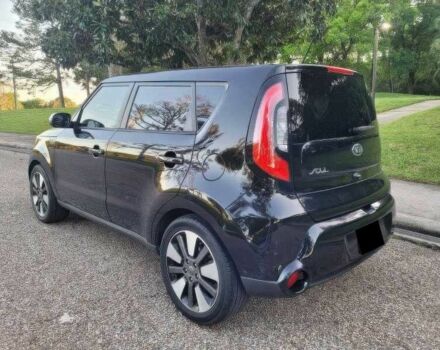 Чорний Кіа Soul, об'ємом двигуна 2 л та пробігом 110 тис. км за 7500 $, фото 3 на Automoto.ua