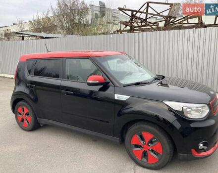 Чорний Кіа Soul, об'ємом двигуна 0 л та пробігом 118 тис. км за 7699 $, фото 6 на Automoto.ua