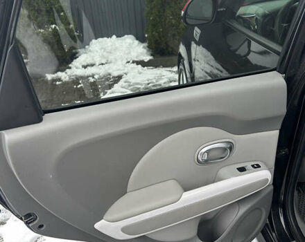 Черный Киа Soul, объемом двигателя 0 л и пробегом 182 тыс. км за 8500 $, фото 9 на Automoto.ua