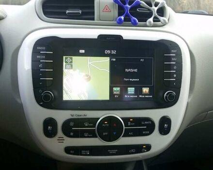 Черный Киа Soul, объемом двигателя 0 л и пробегом 153 тыс. км за 6000 $, фото 8 на Automoto.ua