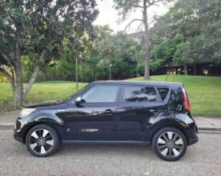 Чорний Кіа Soul, об'ємом двигуна 2 л та пробігом 110 тис. км за 7500 $, фото 2 на Automoto.ua