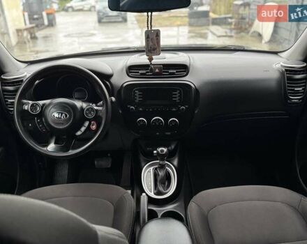 Черный Киа Soul, объемом двигателя 1.59 л и пробегом 153 тыс. км за 9500 $, фото 11 на Automoto.ua