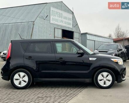 Черный Киа Soul, объемом двигателя 0 л и пробегом 100 тыс. км за 9790 $, фото 10 на Automoto.ua