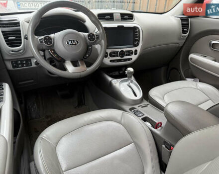 Чорний Кіа Soul, об'ємом двигуна 0 л та пробігом 159 тис. км за 8300 $, фото 20 на Automoto.ua