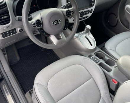 Черный Киа Soul, объемом двигателя 0 л и пробегом 125 тыс. км за 10900 $, фото 5 на Automoto.ua