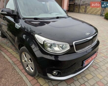 Чорний Кіа Soul, об'ємом двигуна 0 л та пробігом 167 тис. км за 5250 $, фото 3 на Automoto.ua