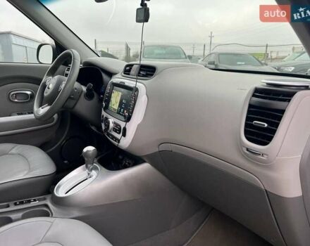 Черный Киа Soul, объемом двигателя 0 л и пробегом 100 тыс. км за 9790 $, фото 39 на Automoto.ua