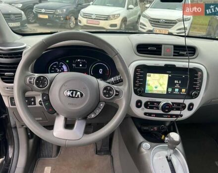 Черный Киа Soul, объемом двигателя 0 л и пробегом 100 тыс. км за 9790 $, фото 21 на Automoto.ua