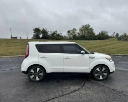 Чорний Кіа Soul, об'ємом двигуна 2 л та пробігом 72 тис. км за 1800 $, фото 2 на Automoto.ua