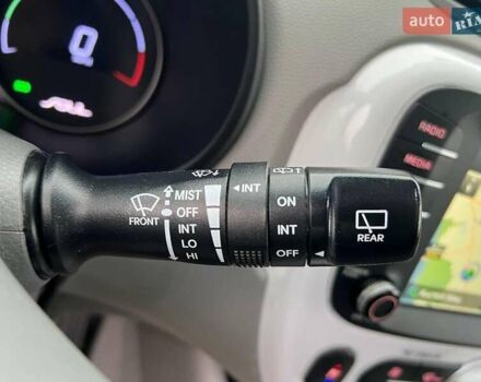 Черный Киа Soul, объемом двигателя 0 л и пробегом 100 тыс. км за 9790 $, фото 24 на Automoto.ua