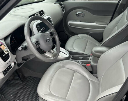 Черный Киа Soul, объемом двигателя 0 л и пробегом 182 тыс. км за 8500 $, фото 7 на Automoto.ua