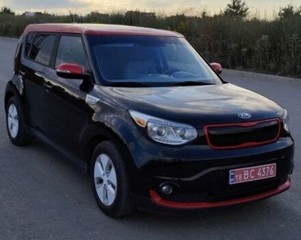 Черный Киа Soul, объемом двигателя 0 л и пробегом 85 тыс. км за 8000 $, фото 7 на Automoto.ua