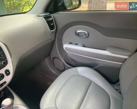 Чорний Кіа Soul, об'ємом двигуна 0 л та пробігом 98 тис. км за 11000 $, фото 19 на Automoto.ua