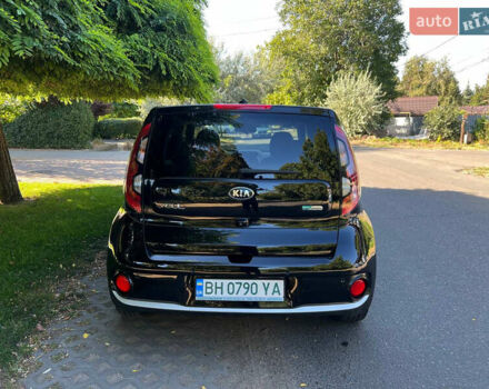 Чорний Кіа Soul, об'ємом двигуна 0 л та пробігом 72 тис. км за 6999 $, фото 6 на Automoto.ua