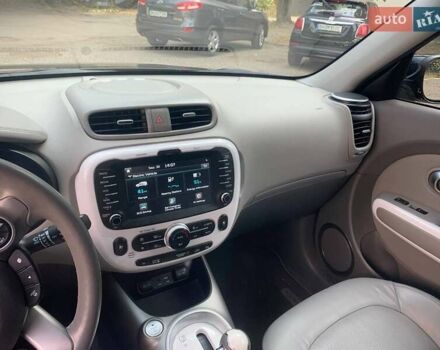 Чорний Кіа Soul, об'ємом двигуна 0 л та пробігом 98 тис. км за 11000 $, фото 13 на Automoto.ua