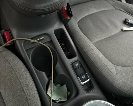 Черный Киа Soul, объемом двигателя 0 л и пробегом 100 тыс. км за 9100 $, фото 28 на Automoto.ua