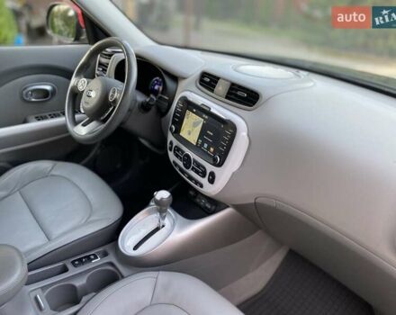 Чорний Кіа Soul, об'ємом двигуна 0 л та пробігом 114 тис. км за 7350 $, фото 18 на Automoto.ua