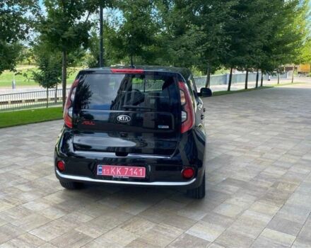 Чорний Кіа Soul, об'ємом двигуна 0 л та пробігом 148 тис. км за 9300 $, фото 6 на Automoto.ua