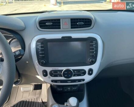 Черный Киа Soul, объемом двигателя 0 л и пробегом 106 тыс. км за 7700 $, фото 29 на Automoto.ua