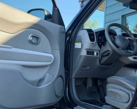Чорний Кіа Soul, об'ємом двигуна 0 л та пробігом 175 тис. км за 6600 $, фото 9 на Automoto.ua