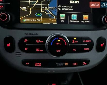 Черный Киа Soul, объемом двигателя 0 л и пробегом 100 тыс. км за 8790 $, фото 19 на Automoto.ua