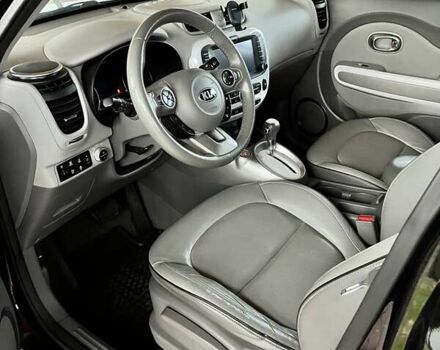 Черный Киа Soul, объемом двигателя 0 л и пробегом 155 тыс. км за 8500 $, фото 3 на Automoto.ua