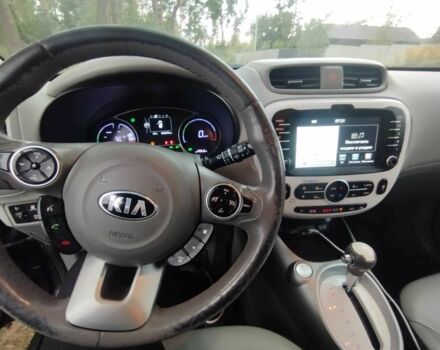 Черный Киа Soul, объемом двигателя 0 л и пробегом 168 тыс. км за 6700 $, фото 6 на Automoto.ua