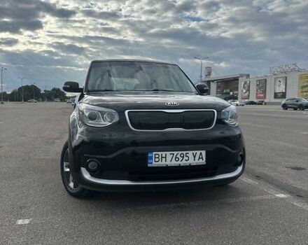 Чорний Кіа Soul, об'ємом двигуна 0 л та пробігом 124 тис. км за 11000 $, фото 2 на Automoto.ua