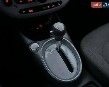 Черный Киа Soul, объемом двигателя 0 л и пробегом 100 тыс. км за 8790 $, фото 25 на Automoto.ua