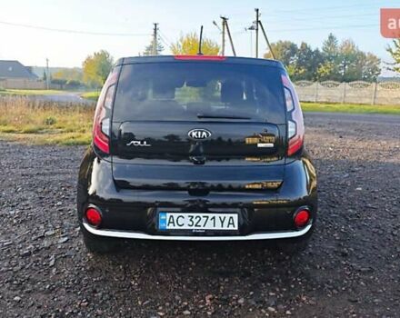 Чорний Кіа Soul, об'ємом двигуна 0 л та пробігом 188 тис. км за 8300 $, фото 5 на Automoto.ua